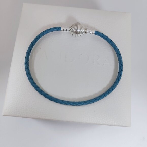 Pandora Moments Seashell Clasp Turquoise Braided Leather Bracelet - Picture 4 of 5